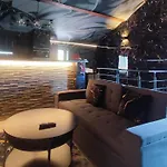 R Luxury Piscine Et Privatifs Nyaraló