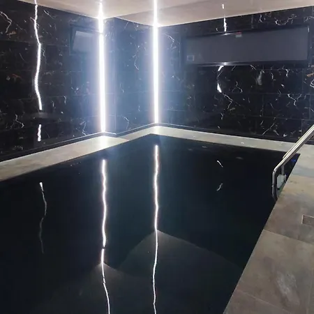 Hébergement de vacances R Luxury Piscine Et Privatifs